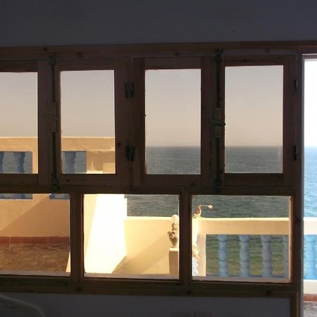 טגזוט Laverie Du Soleil Surf House חדר תמונה