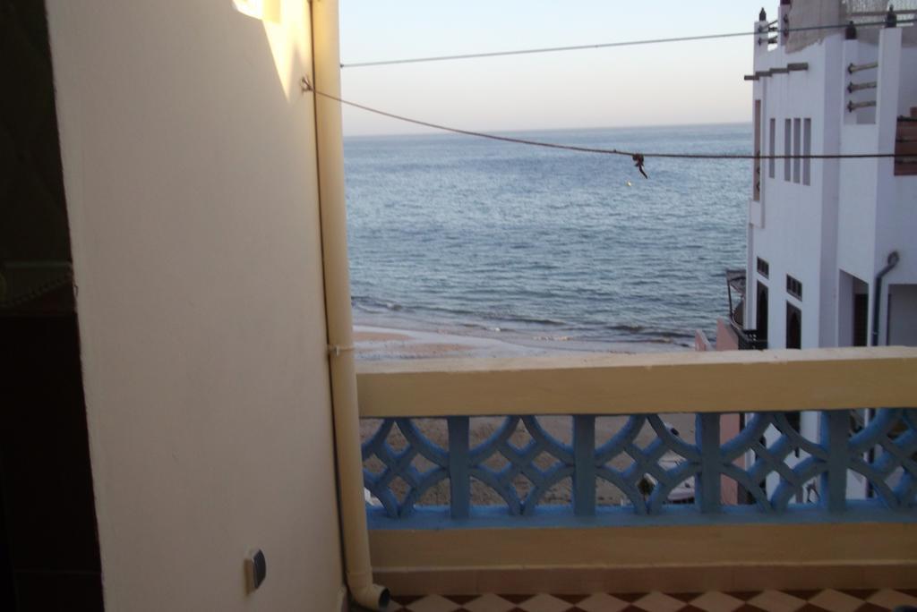 טגזוט Laverie Du Soleil Surf House חדר תמונה